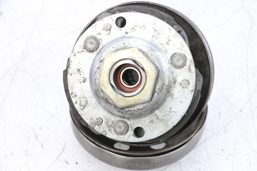 photo de FRIZIONE MBK BOOSTER SPIRIT NAKED 50 (2004 - 2017) - Zoom sui componenti