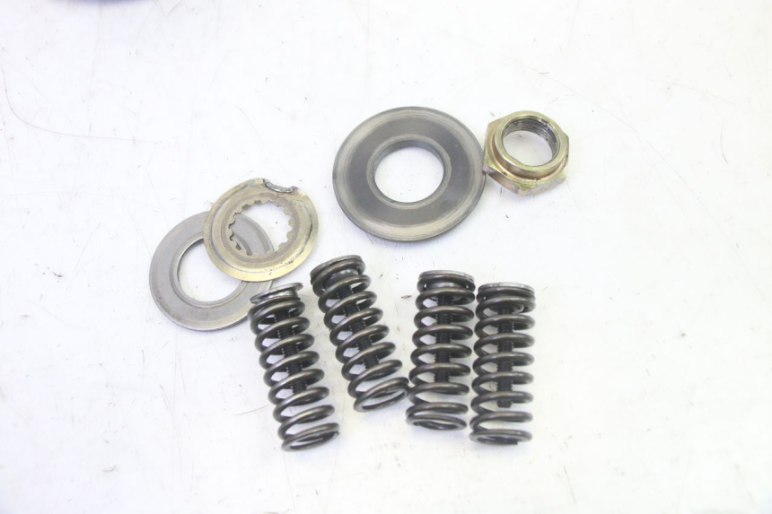 photo de FRIZIONE MV AGUSTA BRUTALE R WALLY 910 (2008 - 2008) - Primo piano ad alta risoluzione