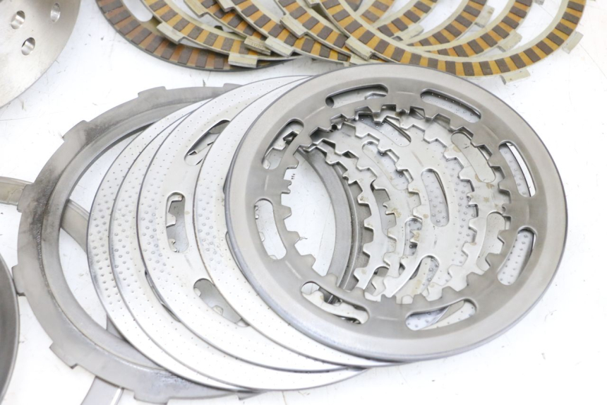 photo de FRIZIONE SUZUKI BURGMAN 650 (2013 - 2020)