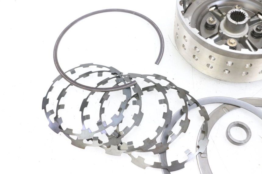 photo de FRIZIONE SUZUKI BURGMAN 650 (2013 - 2020)