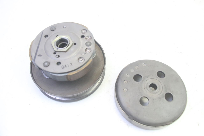 photo de FRIZIONE SUZUKI BURGMAN 125 (2007 - 2014) - Altra angolazione