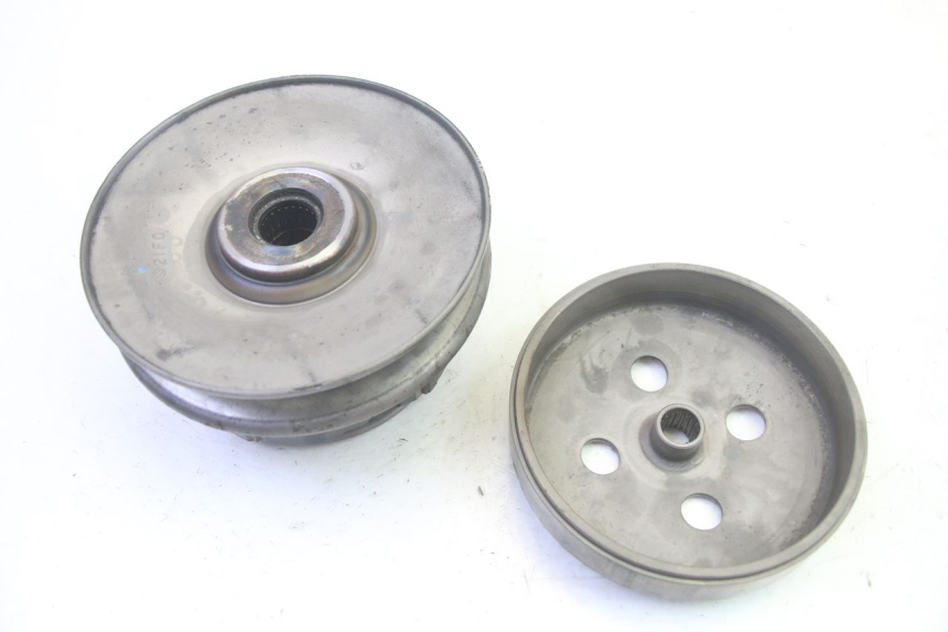 photo de FRIZIONE SUZUKI BURGMAN 125 (2007 - 2014) - Primo piano tecnico