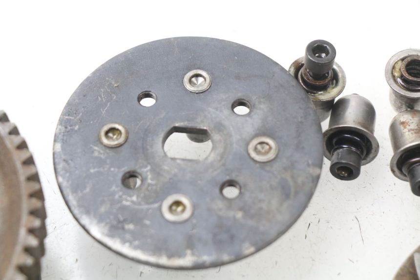 photo de Frizione FANTIC MOTOR CABALLERO TX 190 50 - Dettagli dei punti di fissaggio