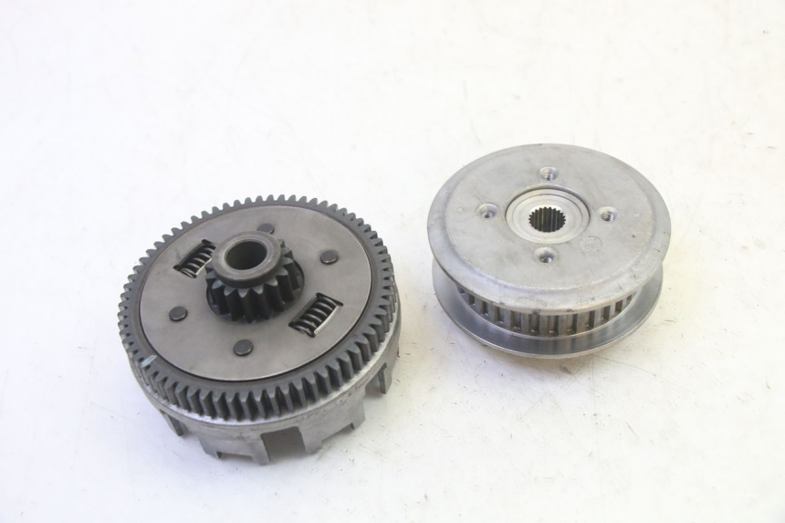 photo de FRIZIONE HONDA CBF 125 (2009 - 2015)