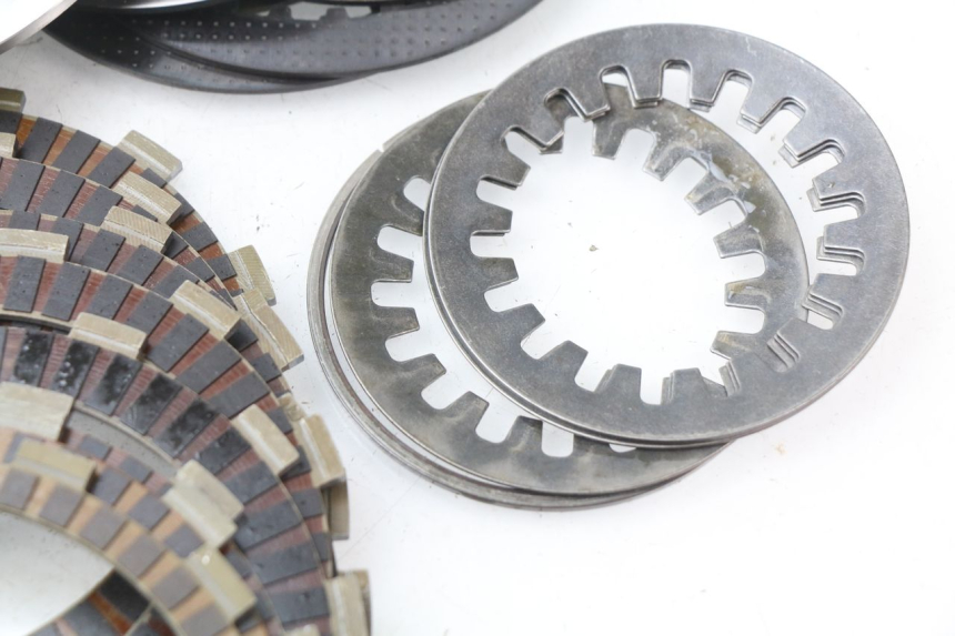 photo de Frizione SUZUKI GSX-R GSXR K16 1000 (2012 - 2016) - Zoom sui componenti