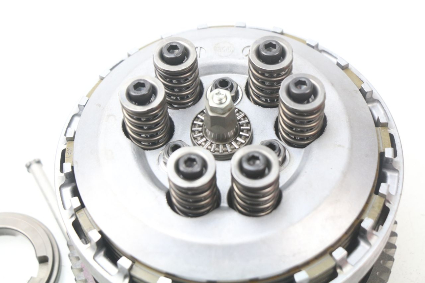 photo de Frizione SUZUKI GSX-R GSXR K16 1000 (2012 - 2016) - Zoom sullo stato d'uso