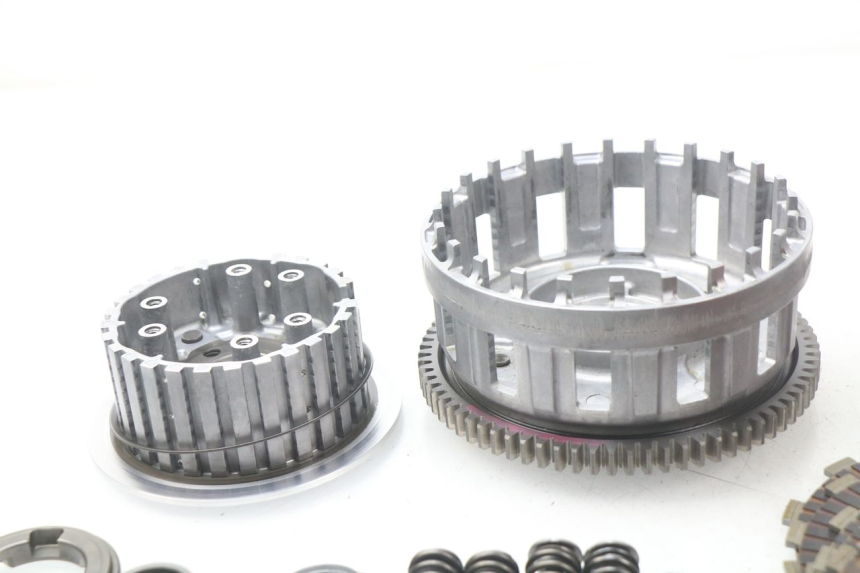 photo de Frizione SUZUKI GSX-R GSXR K16 1000 (2012 - 2016) - Primo piano tecnico