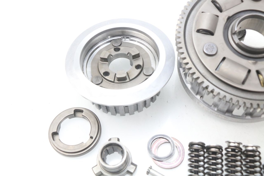 photo de Frizione SUZUKI GSX-R GSXR K16 1000 (2012 - 2016) - Ricambio usato controllato