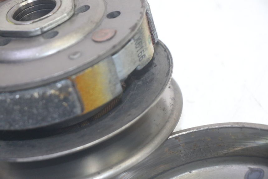 photo de FRIZIONE PEUGEOT KISBEE 4T 50 (2010 - 2017) - Vista d'insieme del prodotto