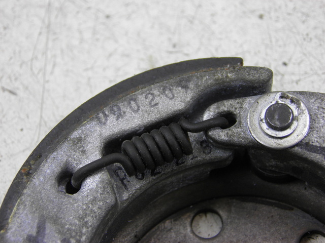 photo de FRIZIONE PEUGEOT VIVACITY NEW 2T 50 (2008 - 2017)