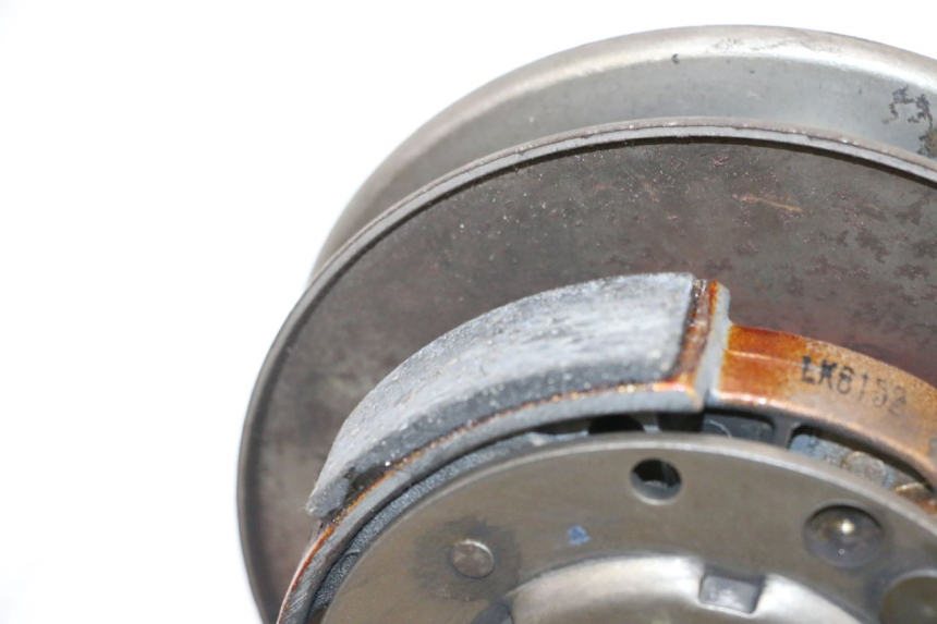 photo de FRIZIONE PEUGEOT SATELIS 125 (2013 - 2018) - Caratteristiche distintive