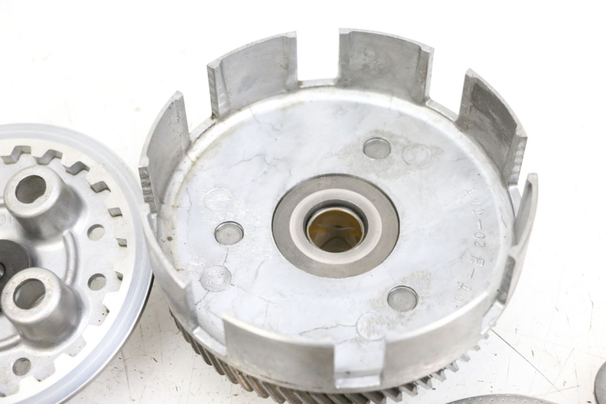 photo de FRIZIONE YAMAHA TTR 125 (2000 - 2020) - Angolazione alternativa