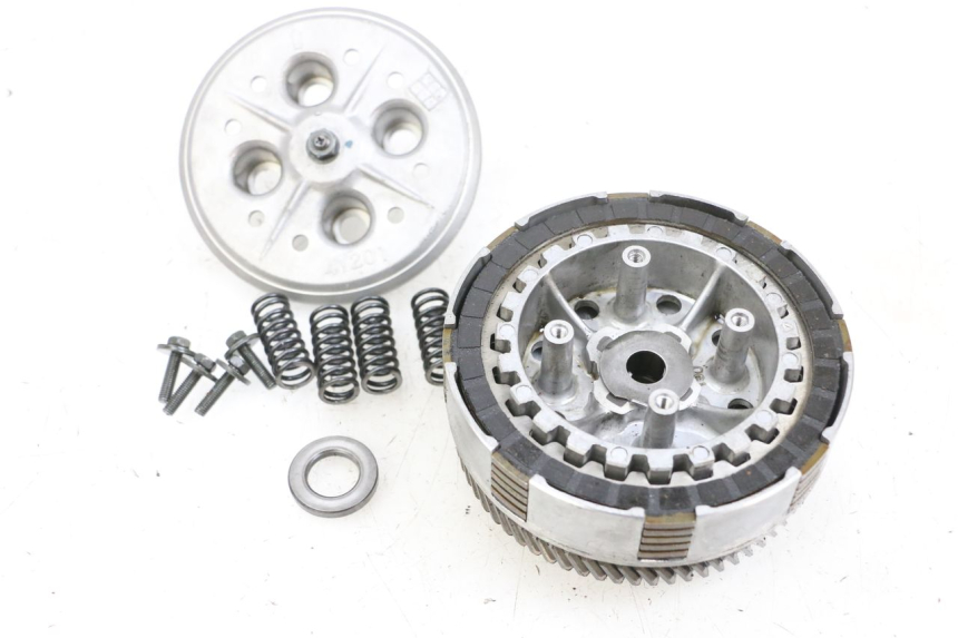 photo de FRIZIONE YAMAHA TTR 125 (2000 - 2020) - Primo piano tecnico