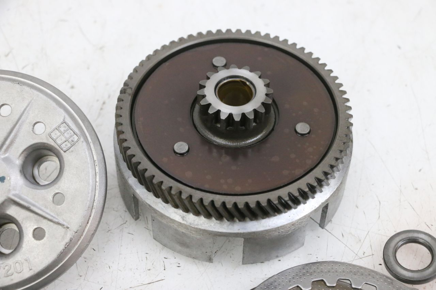 photo de FRIZIONE YAMAHA TTR 125 (2000 - 2020) - Marcature e riferimenti originali