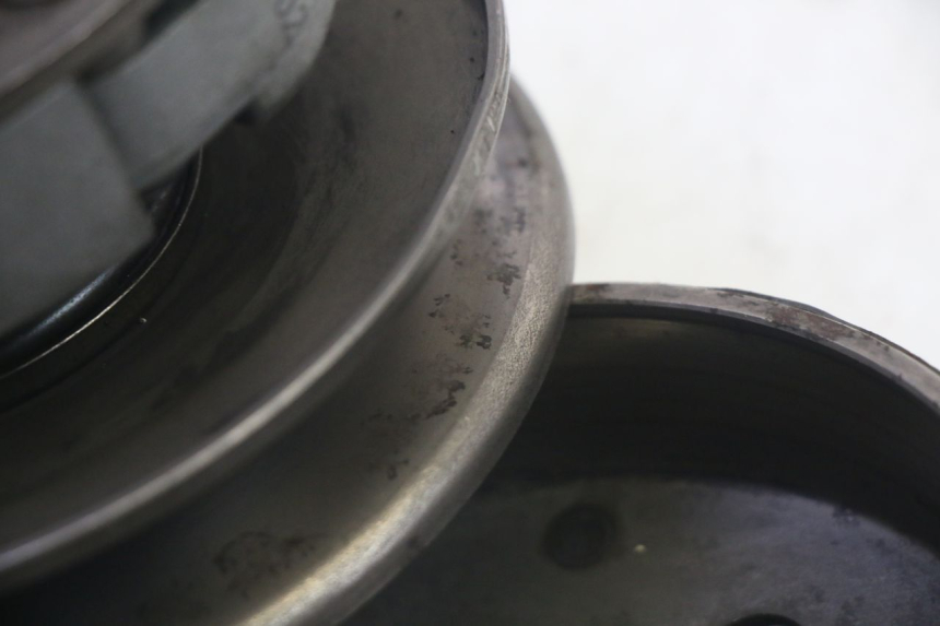 photo de FRIZIONE PEUGEOT VIVACITY NEW 4T 50 (2008 - 2017)