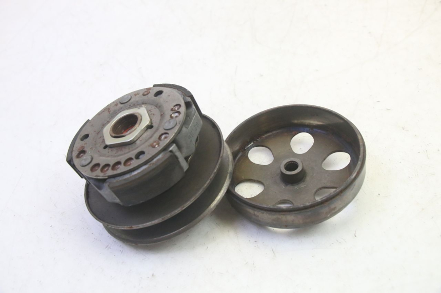 photo de FRIZIONE PEUGEOT VIVACITY 100 (1999 - 2008) - Dettaglio del componente