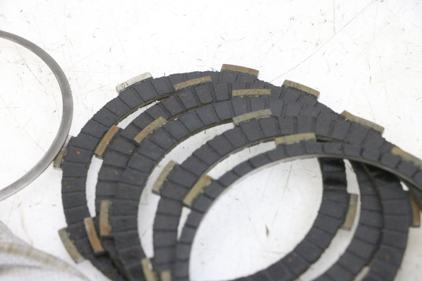 photo de FRIZIONE KYMCO ZING 125 (1997 - 2003) - Dettagli dei punti di fissaggio