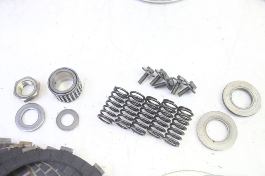 photo de FRIZIONE KAWASAKI ZR 7 750 (1999 - 2001) - Marcature e riferimenti originali