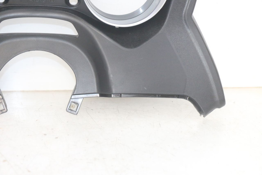 photo de CONTACHILOMETRI CARENA PIAGGIO MP3 HPE 300 (2019 - 2026) - Ispezione visiva dettagliata