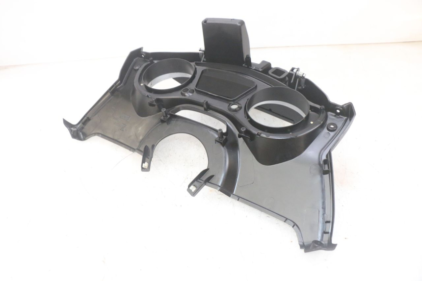 photo de CONTACHILOMETRI CARENA PIAGGIO MP3 HPE 300 (2019 - 2026) - Dettagli dei punti di fissaggio