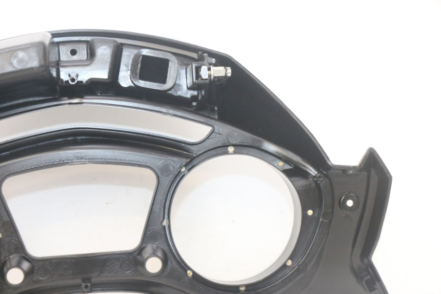 photo de CONTACHILOMETRI CARENA PIAGGIO MP3 HPE 300 (2019 - 2026) - Ricambio usato controllato