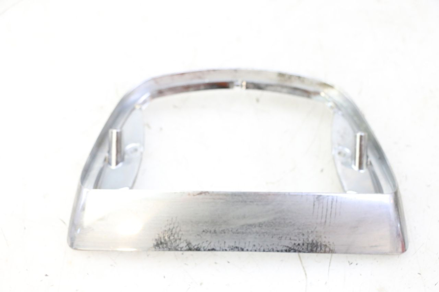 photo de COPERCHIO FANALE POSTERIORE PIAGGIO LXV 4T 50 (2009 - 2013)