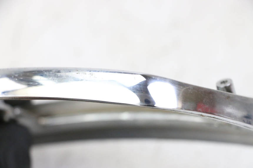 photo de CONTORNO LUCE POSTERIORE PIAGGIO VESPA LX 2T 50 (2005 - 2013)