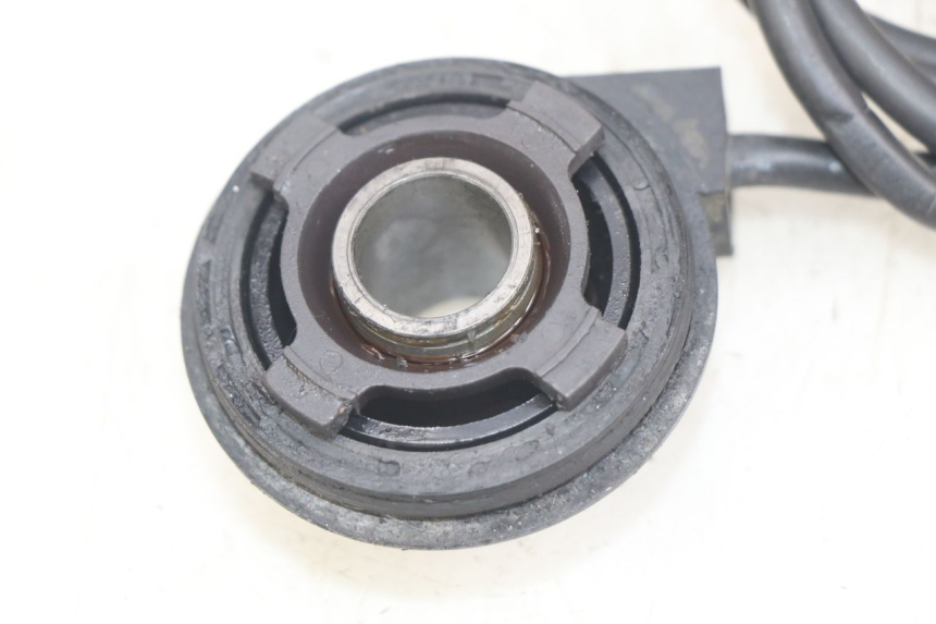 photo de ENTRATORE CONTACHILOMETRI SUZUKI SV N 650 (1999 - 2002)