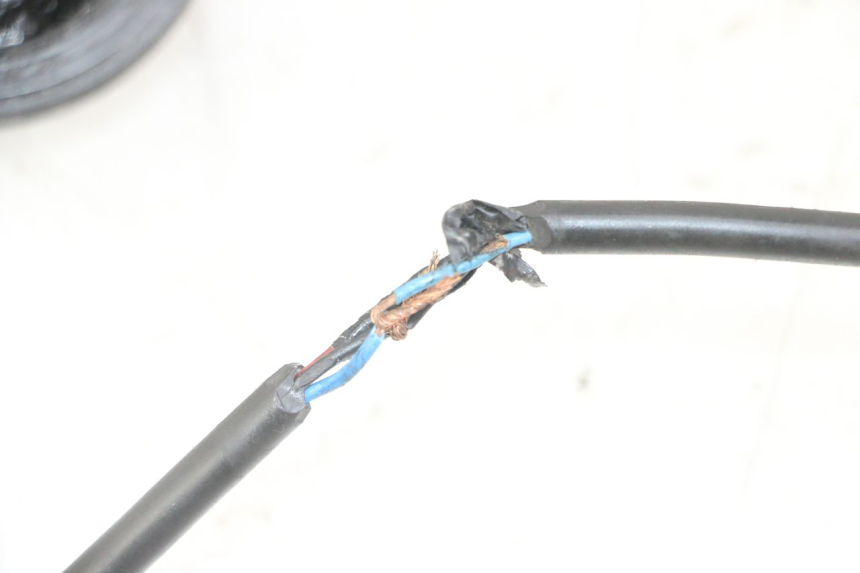 photo de ENTRATORE CONTACHILOMETRI YAMAHA XMAX X-MAX 125 (2006 - 2009)