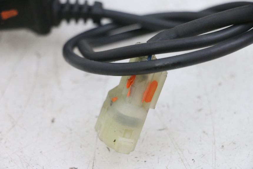 photo de ENTRATORE CONTACHILOMETRI YAMAHA XMAX X-MAX 125 (2006 - 2009) - Dettaglio del componente