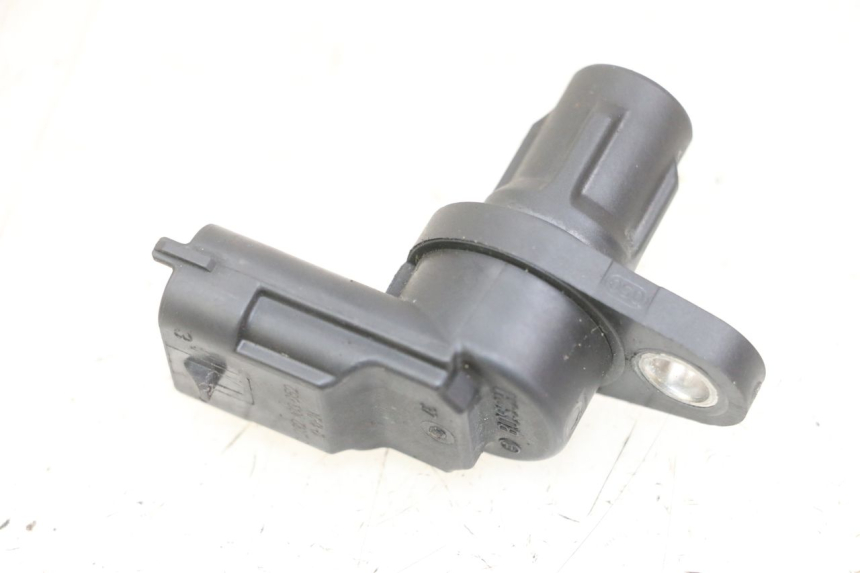 photo de TRASMETTITORE CONTACHILOMETRI PIAGGIO XEVO - X EVO 125 (2007 - 2017) - Altra angolazione