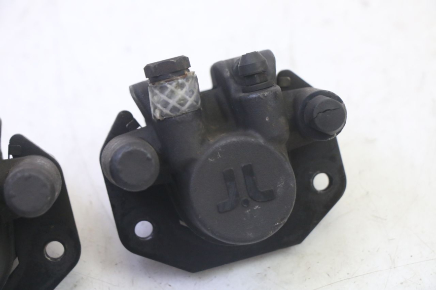 photo de PINZA FRENO POSTERIORE QUADRO 4 4D 350 (2015 - 2018)