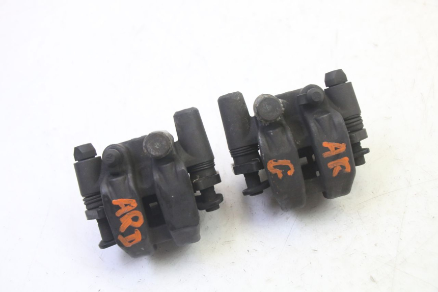 photo de PINZA FRENO POSTERIORE QUADRO 4 4D 350 (2015 - 2018)