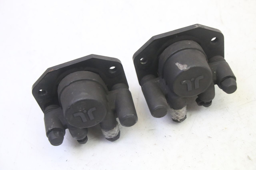 photo de PINZA FRENO POSTERIORE QUADRO 4 4D 350 (2015 - 2018)