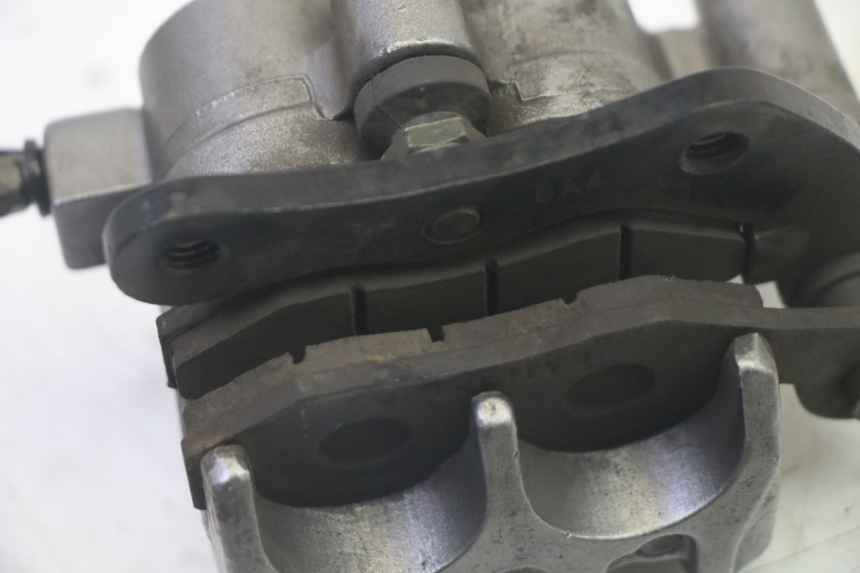 photo de PINZA FRENO POSTERIORE DAELIM VJ ROADWIN FI 125 (2008 - 2017) - Dettagli dei punti di fissaggio