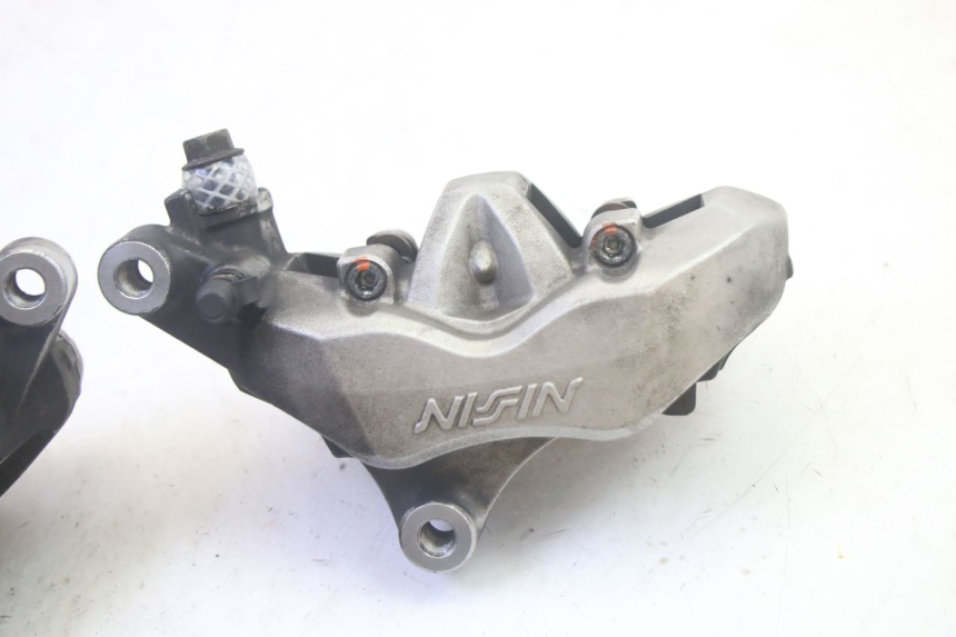 photo de Pinza freno anteriore YAMAHA FJR ABS 1300 (2006 - 2012) - Zoom sullo stato d'uso