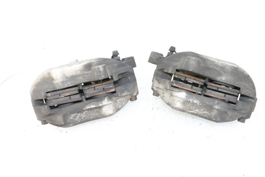 photo de Pinza freno anteriore YAMAHA FJR ABS 1300 (2006 - 2012) - Primo piano tecnico