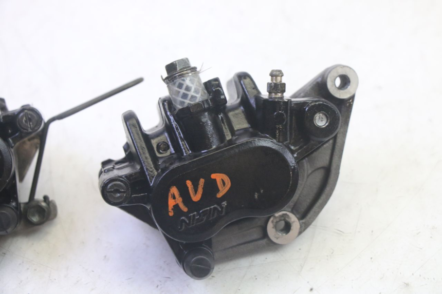 photo de PINZA FRENO ANTERIORE  SUZUKI GSF N BANDIT 600 (1996 - 1999) - Zoom sullo stato d'uso