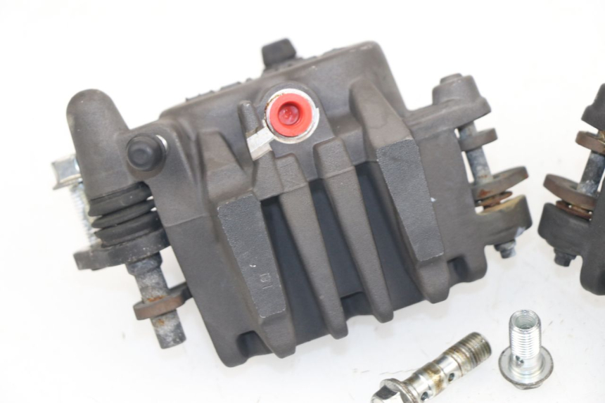 photo de PINZA FRENO ANTERIORE  SUZUKI GSR 750 (2011 - 2017)