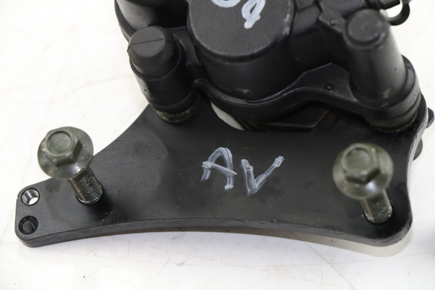 photo de Pinza freno anteriore LONCIN LX 125 (2010 - 2015)