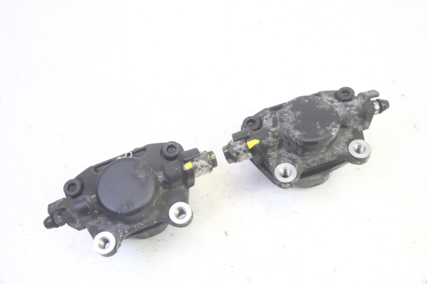 photo de PINZA FRENO ANTERIORE  PIAGGIO MP3 HPE 350 (2018 - 2020) - Primo piano tecnico