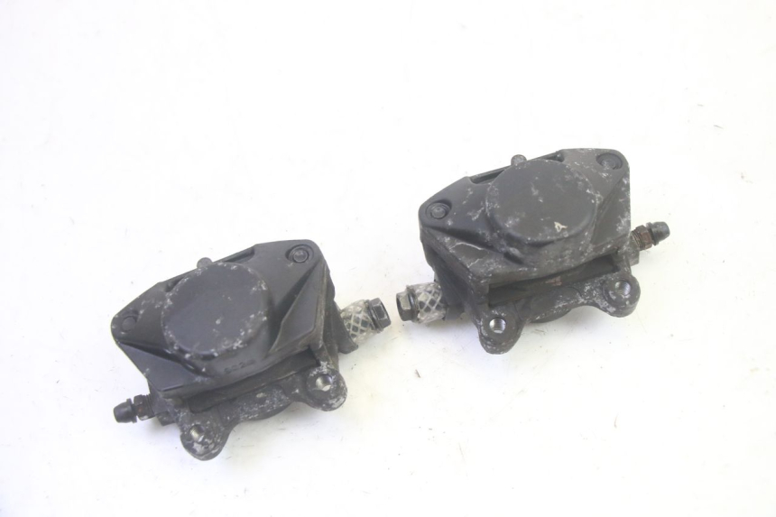 photo de PINZA FRENO ANTERIORE  PIAGGIO MP3 HPE 350 (2018 - 2020) - Dettagli dei punti di fissaggio