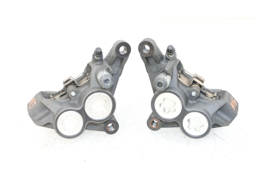 photo de PINZA FRENO ANTERIORE  YAMAHA MT-07 MT07 ABS 700 (2018 - 2020) - Vista principale