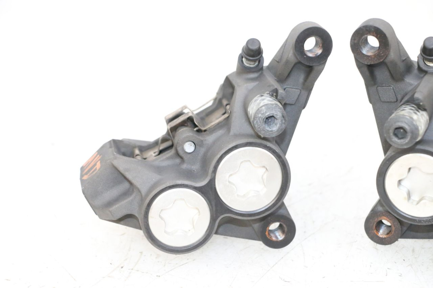 photo de PINZA FRENO ANTERIORE  YAMAHA MT-07 MT07 ABS 700 (2018 - 2020) - Ricambio usato controllato