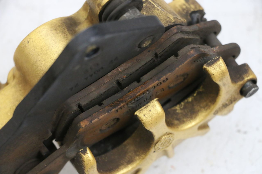 photo de PINZA FRENO ANTERIORE  PIAGGIO NEW TYPHOON 50 (2018 - 2021) - Zoom sullo stato d'uso