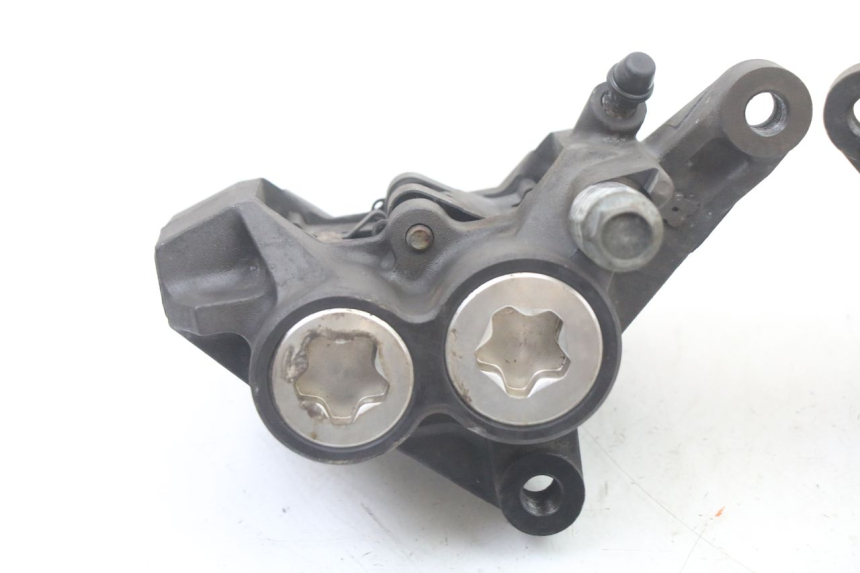 photo de PINZA FRENO ANTERIORE  YAMAHA FZ6 FAZER S2 600 (2007 - 2011)