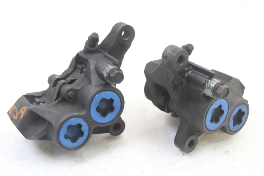 photo de PINZA FRENO ANTERIORE YAMAHA FZS FAZER 600 (2001 - 2003)
