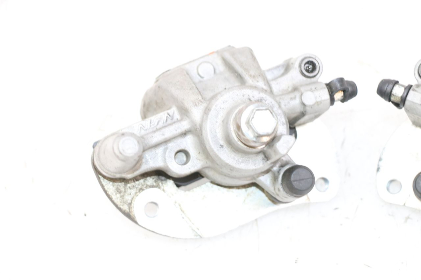 photo de PINZA FRENO ANTERIORE  YAMAHA YFM R RAPTOR 250 (2008 - 2014) - Marcature e riferimenti originali