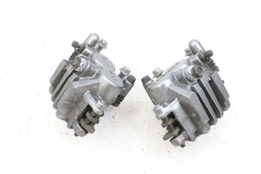 photo de PINZA FRENO ANTERIORE  KAWASAKI ZR 7 750 (1999 - 2001) - Dettagli dei punti di fissaggio