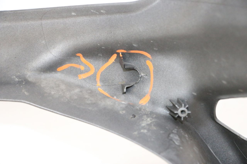 photo de SCUDO CARENA ANTERIORE SUZUKI BURGMAN 650 (2013 - 2020)